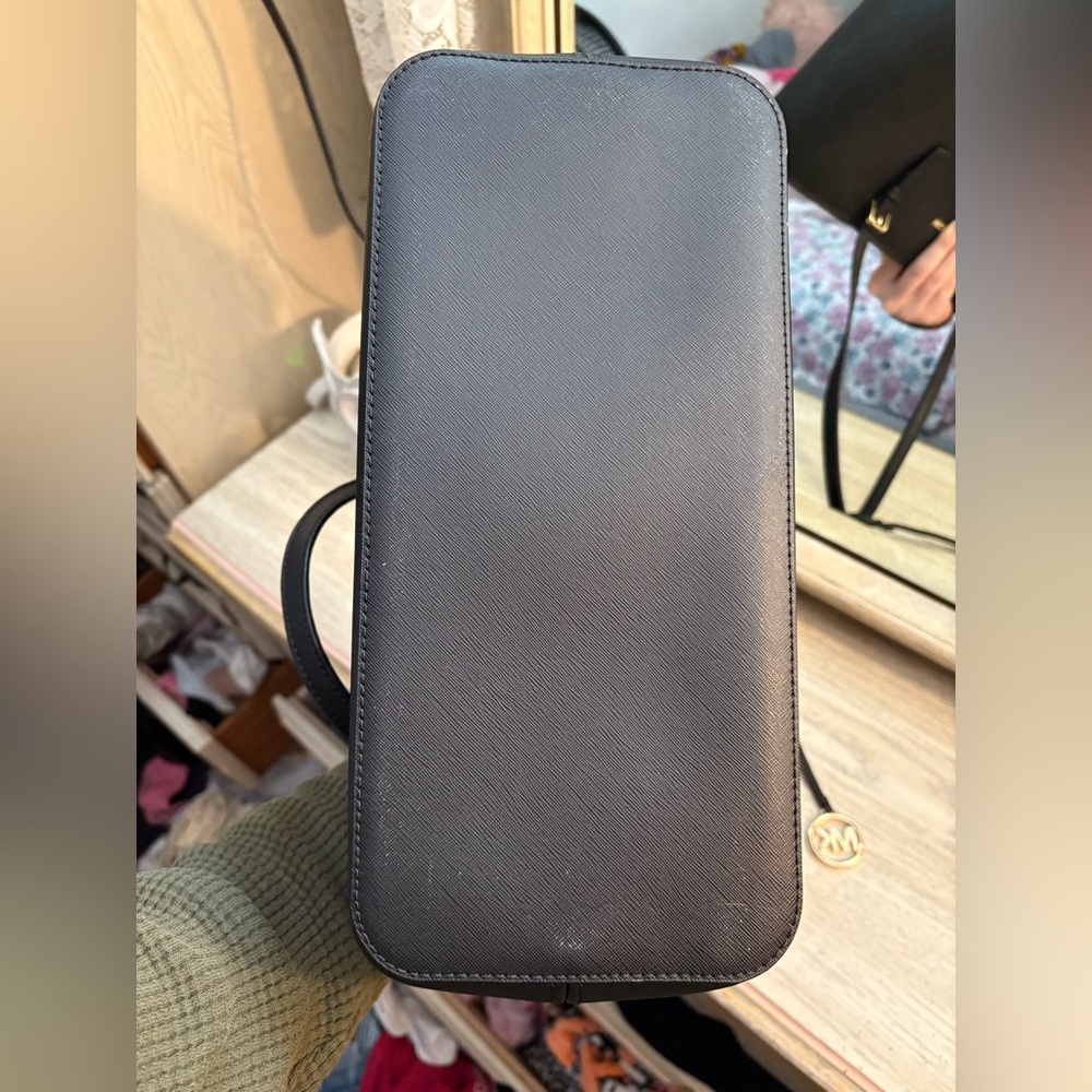 Michael Kors Elegant Black Tote - Picture 5 of 5